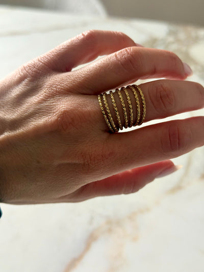 Old Fashion Ring