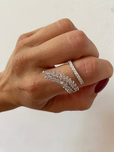 Crystal white ring