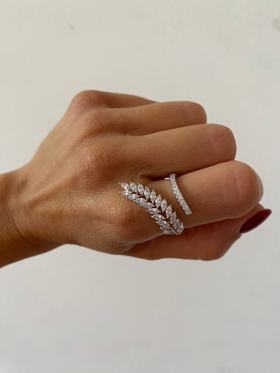 Crystal white ring