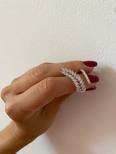 Crystal white ring